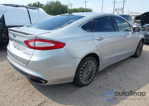 2016 Ford Fusion Titanium z USA, uszkodzony, nr VIN 3FA6P0K9XGR400729